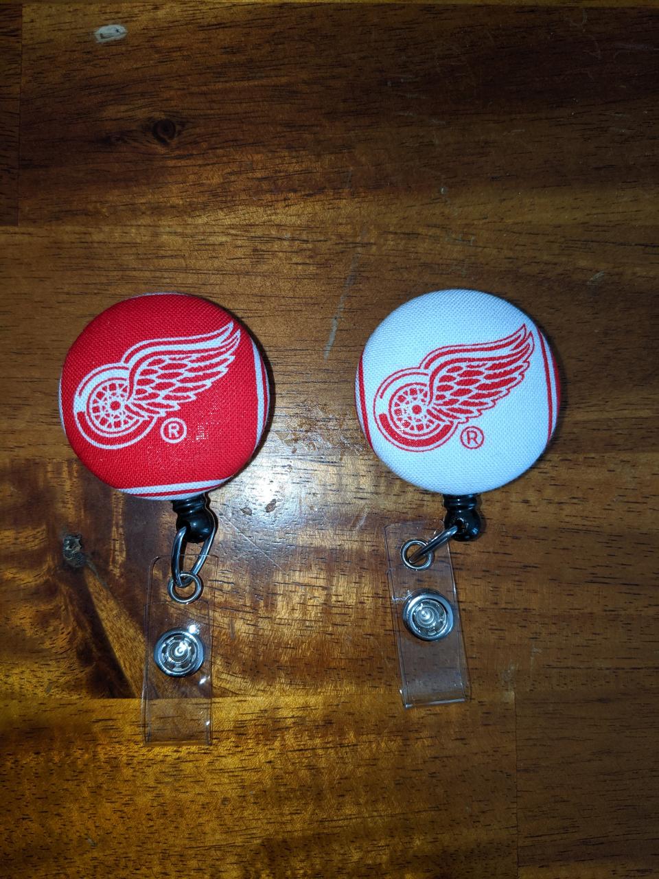 Detroit Red Wings badge reel