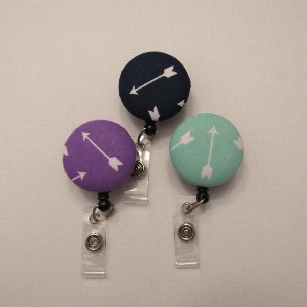 Arrow badge reels